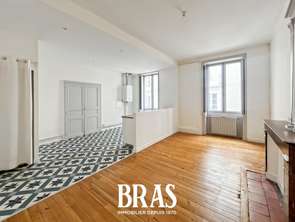 Location Appartement 2 piècesNantes Centre Ville