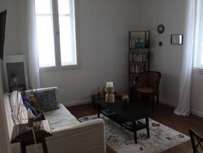 Location Appartement 2 piècesNantes Centre Ville