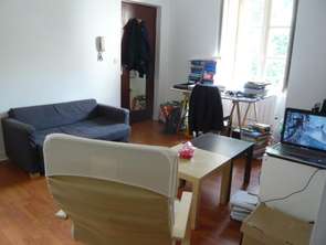 Location Appartement 2 piècesNantes Centre Ville