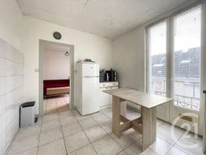 Location Appartement 2 piècesNantes Centre Ville