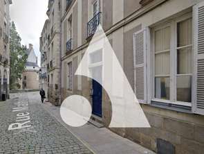 Location Appartement 2 piècesNantes Centre Ville