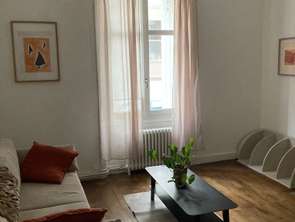 Location Appartement 2 piècesNantes Centre Ville