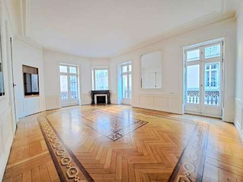 Location appartement 7 pièces Nantes Centre Ville 44