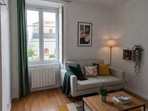 Location Appartement 2 piècesNantes Centre Ville