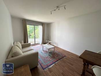 Location Appartement 2 piècesNantes Centre Ville