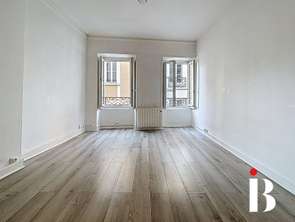 Location Appartement T1Nantes Centre Ville