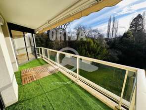 Location Appartement 4 piècesNantes Centre Ville