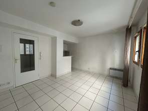 Location Appartement 2 piècesNantes Centre Ville