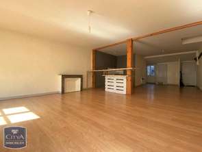 Location Appartement 2 piècesNantes Centre Ville