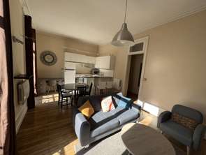 Location Appartement 2 piècesNantes Centre Ville