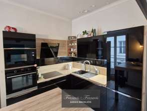 Location Appartement 2 piècesNantes Centre Ville