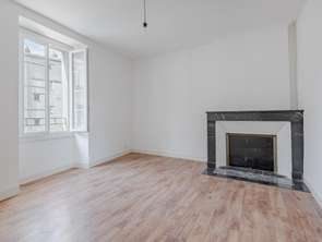 Location Appartement 2 piècesNantes Centre Ville