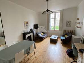 Location Appartement 2 piècesNantes Centre Ville
