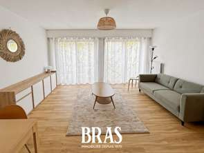 Location Appartement 2 piècesNantes Centre Ville