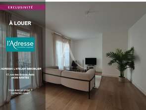 Location Appartement 2 piècesNantes Centre Ville