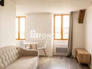 Location Appartement 2 piècesNantes Centre Ville
