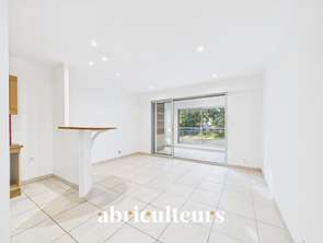 Location Appartement 2 piècesNantes Centre Ville