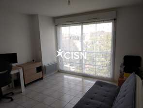 Location Appartement T1Nantes Centre Ville