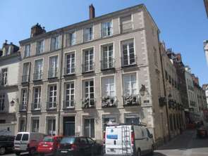 Location Appartement 2 piècesNantes Centre Ville