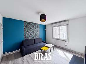 Location Appartement 2 piècesNantes Centre Ville