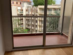 Location Appartement 3 piècesNantes Centre Ville