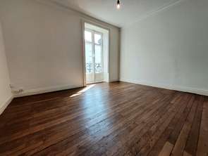 Location Appartement 3 piècesNantes Centre Ville