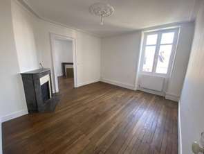 Location Appartement 3 piècesNantes Centre Ville