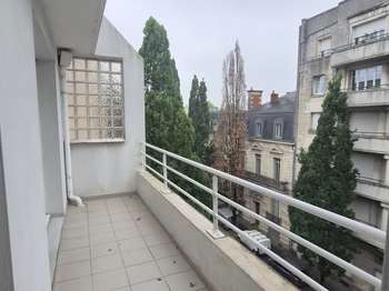 Location Appartement 2 piècesNantes Centre Ville