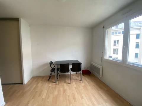 Location appartement 1 pièce Nantes Centre Ville 44