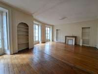 Location appartement 4 pièces Location appartement 4 pièces