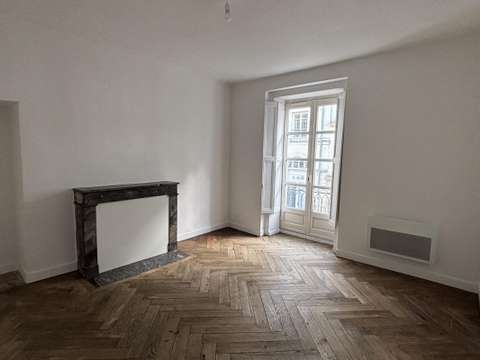 Location appartement 3 pièces Nantes Centre Ville 44