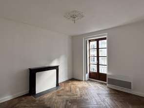 Location Appartement 3 piècesNantes Centre Ville