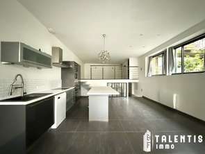 Location Appartement 2 piècesNantes Centre Ville