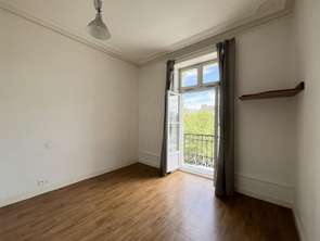 Location Appartement T1Nantes Centre Ville