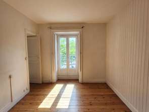 Location Appartement 2 piècesNantes Centre Ville