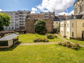 Location Appartement 2 piècesNantes Centre Ville