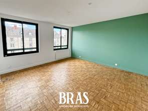 Location Appartement 2 piècesNantes Centre Ville