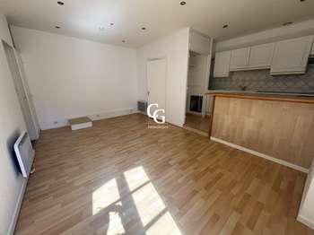 Location Appartement 2 piècesNantes Centre Ville