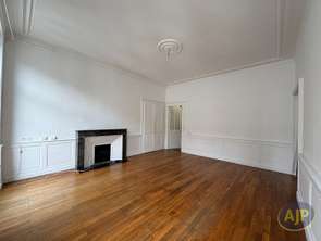 Location Appartement 3 piècesNantes Centre Ville