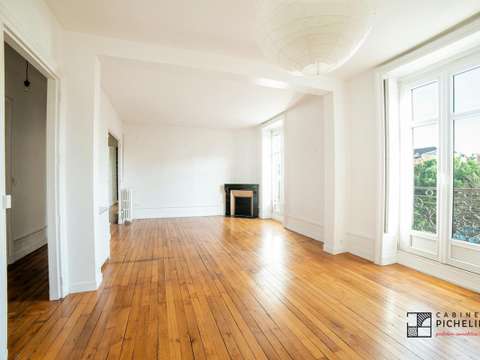 Location appartement 4 pièces Nantes Centre Ville 44