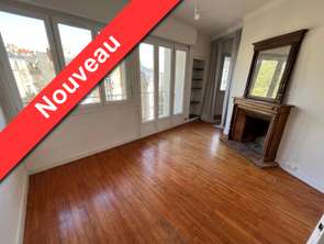 Location Appartement 4 piècesNantes Centre Ville