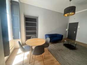 Location Appartement 2 piècesNantes Centre Ville