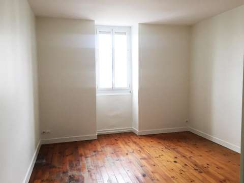Location appartement 1 pièce Nantes Centre Ville 44
