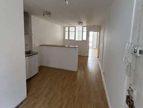 Location Appartement 2 piècesNantes Centre Ville