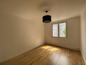 Location Appartement 2 piècesNantes Centre Ville