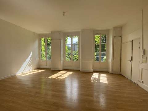 Location appartement 4 pièces Nantes Centre Ville 44
