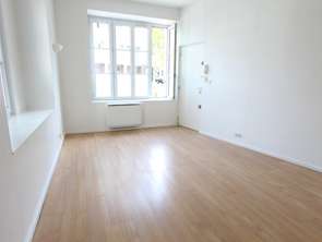 Location Appartement 2 piècesNantes Centre Ville