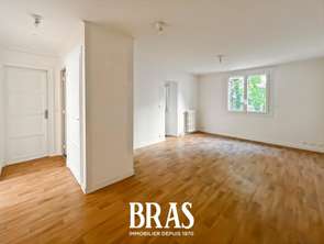 Location Appartement 2 piècesNantes Centre Ville