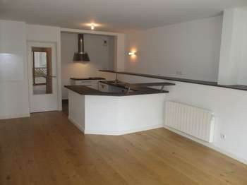 Location Appartement 3 piècesNantes Centre Ville