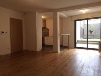Location Appartement 2 piècesNantes Centre Ville